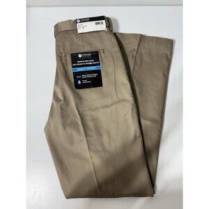 NEW - HAGGAR Premium No Iron Dress Khaki Straight Fit Beige Men's Size 30x32